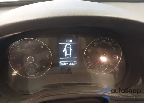 2015 Volkswagen Passat 2.0L Tdi Se z USA, uszkodzony, nr VIN 1VWBV7A3XFC076292